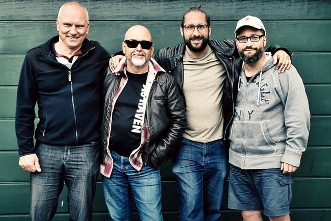 Heartwish |Change the World | Swiss melodic rock band | Jürg Weibel | Ricardo Iglesias | Urs Wiesendanger | Powerplay Studios